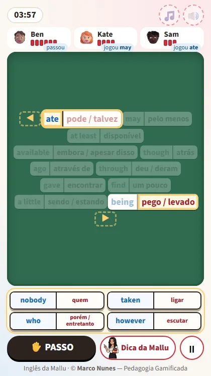 Tela do dominó da Mallu: peças com palavras em inglês e português na mesa verde, com as pontas em destaque
